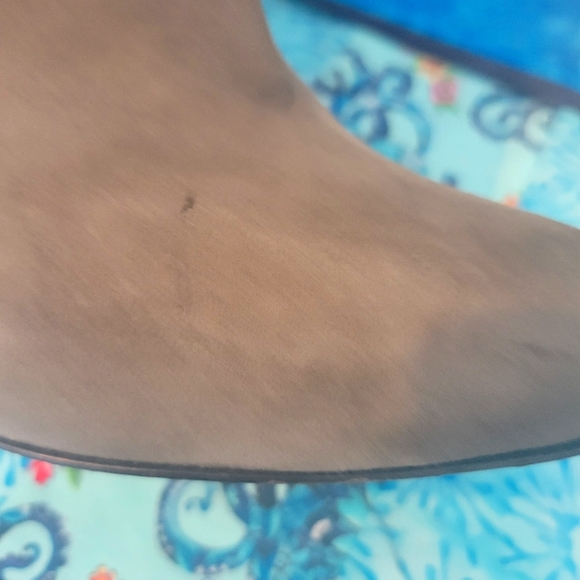 Vero Cuoio Gray Suede Boots. Slouch style. Size 7 - Picture 6 of 9